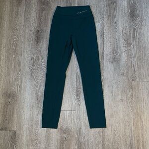 Gymshark Leggings x Whitney Simmons limited edition scrunch butt dark green xs